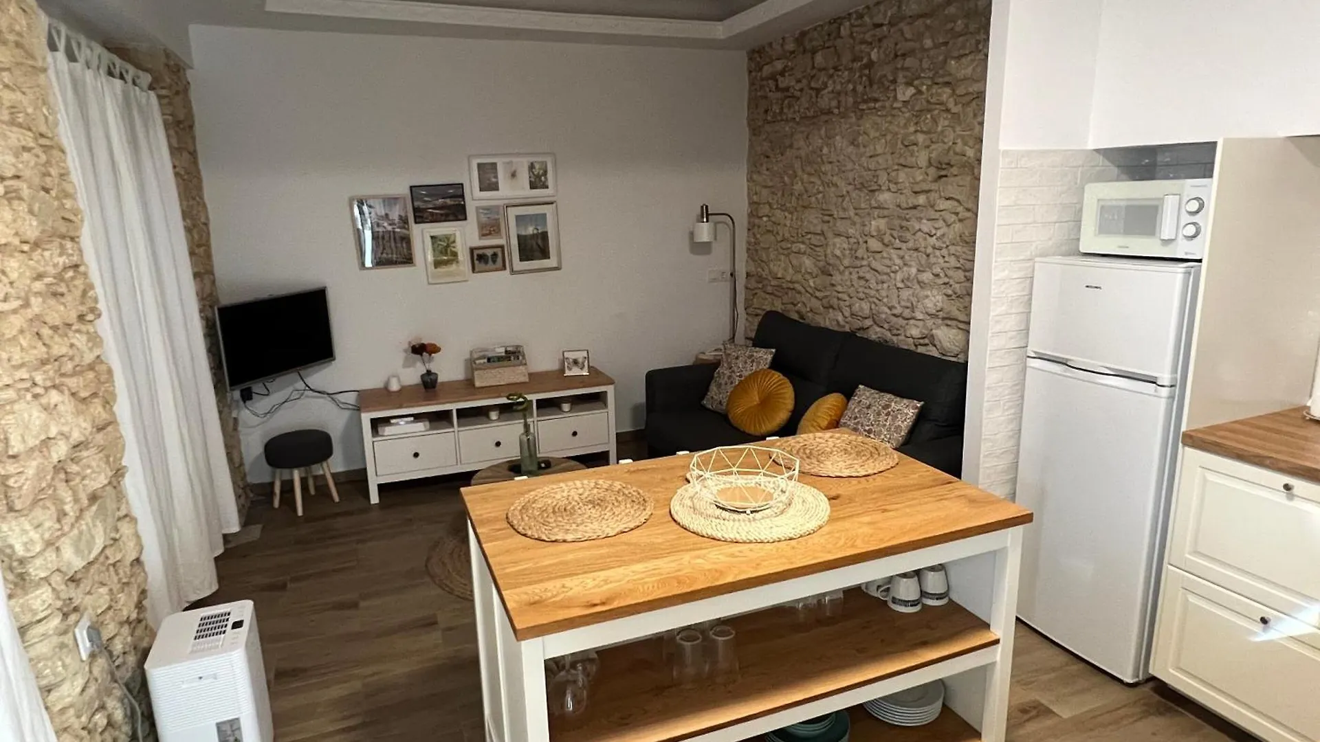Casa El Chorro contacts